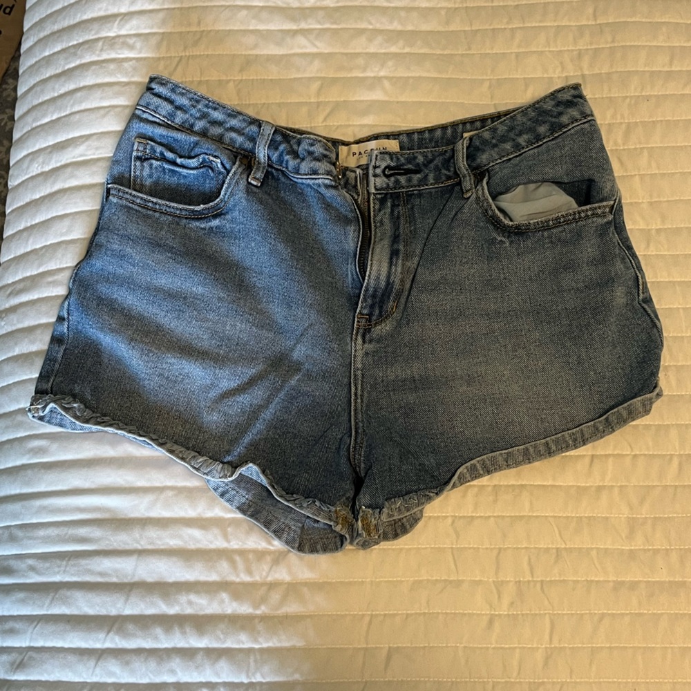 ⭐️3/$25 PacSun High Rise Jean Shorts